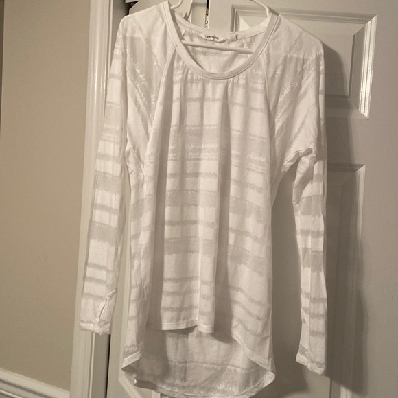 Athleta T Shirt - Picture 1 of 7